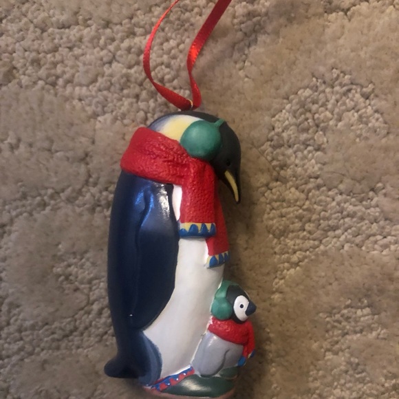 Hallmark 2001 Safe and Snug Keepsake Hallmark Ornament - Picture 5 of 5